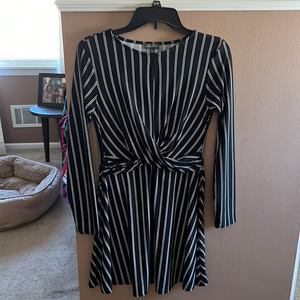 Black long sleeve dress